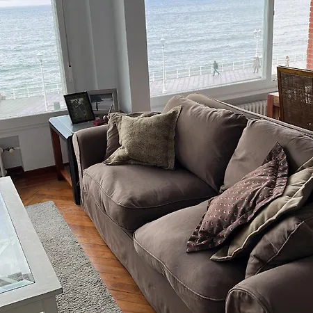 Escalerona Apartment, Fantastic Views, 1st Line * Gijon